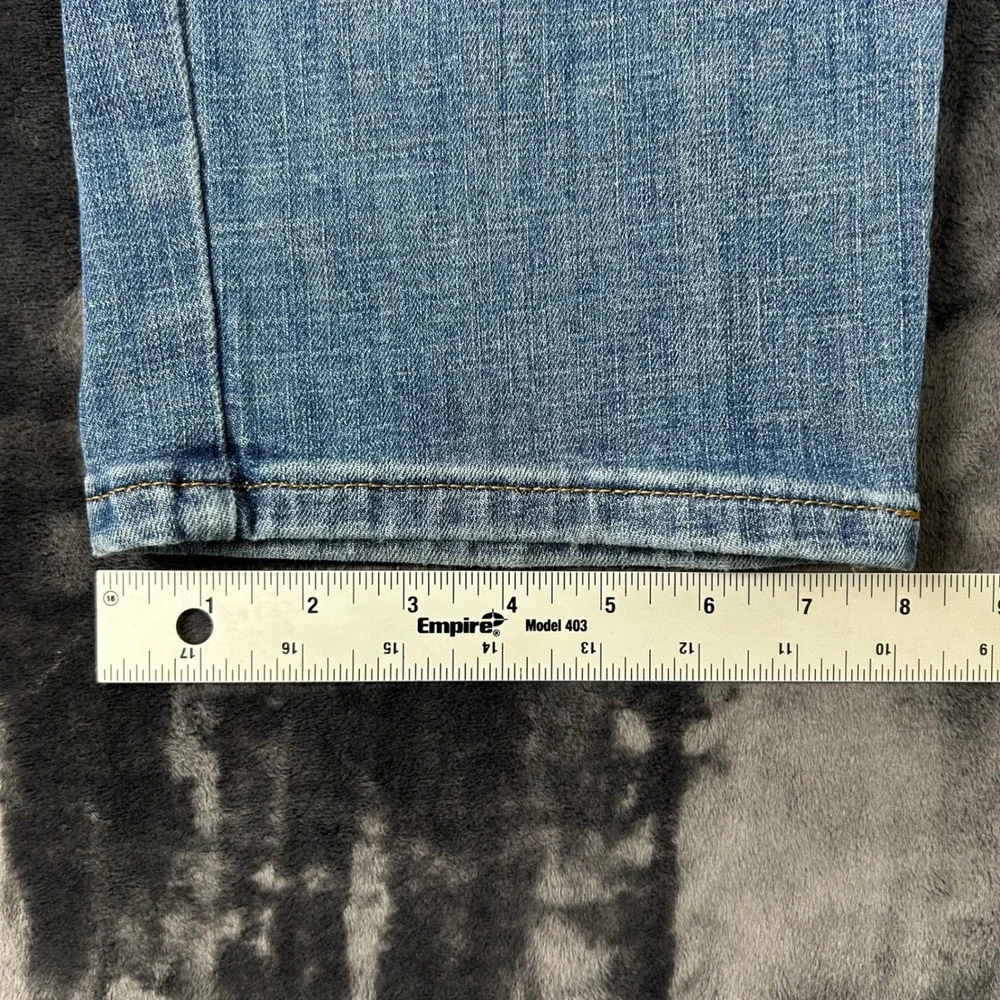 Lucky Brand 221 Straight Jeans Mens 38x30 Blue Medium Wash Denim 3271